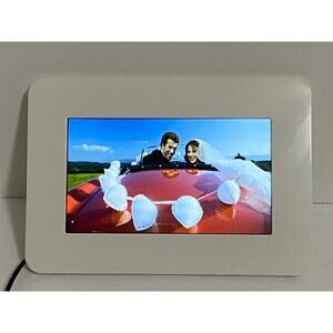 Samsung Digital Photo Frame White 7 In. Wide  120 MB USB SD Card Reader SPF-71E